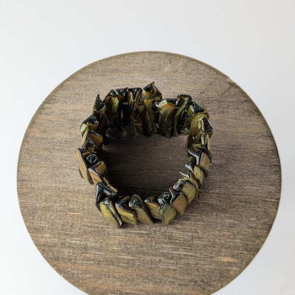 Vintage Abalone Shell Stretch Cuff Bracelet Green Pearlescent Iridsecent Natural - Picture 5 of 8